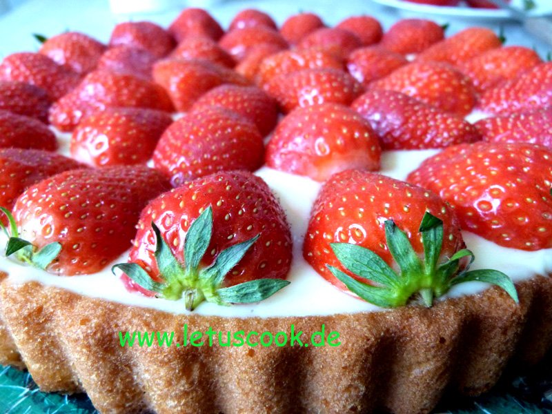Erdbeer-Pudding Torte